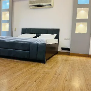 3* Hotel O The Majestic Residency