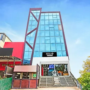 4* Hotel Super O Old Town